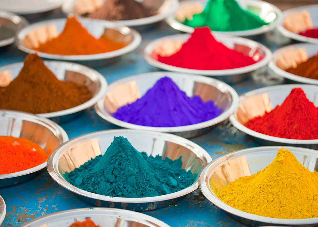 colored pigments